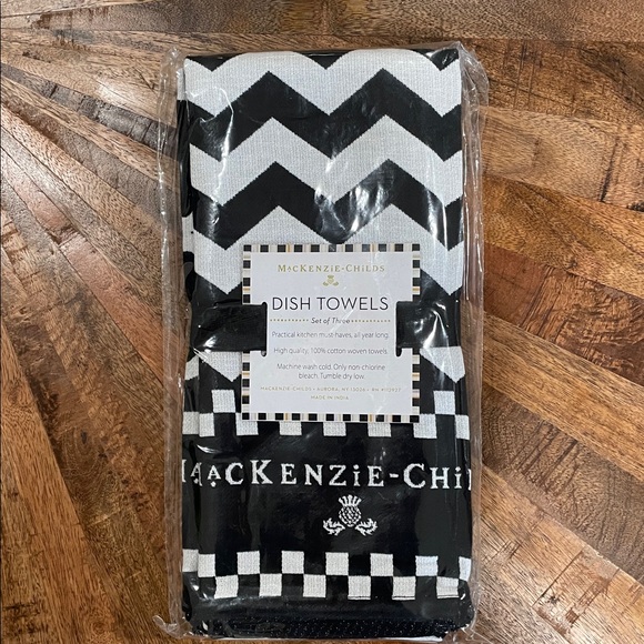 MacKenzie-Childs Other - Mackenzie- Childs dish towels- set of 3. Black & White zig zag.